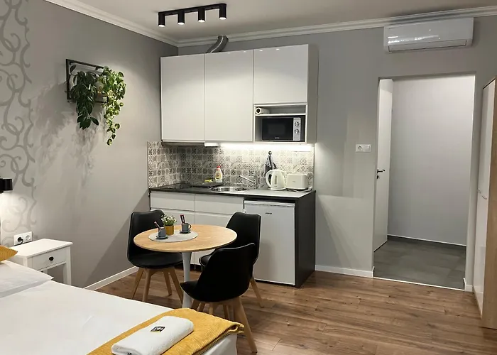 Illa Apartment